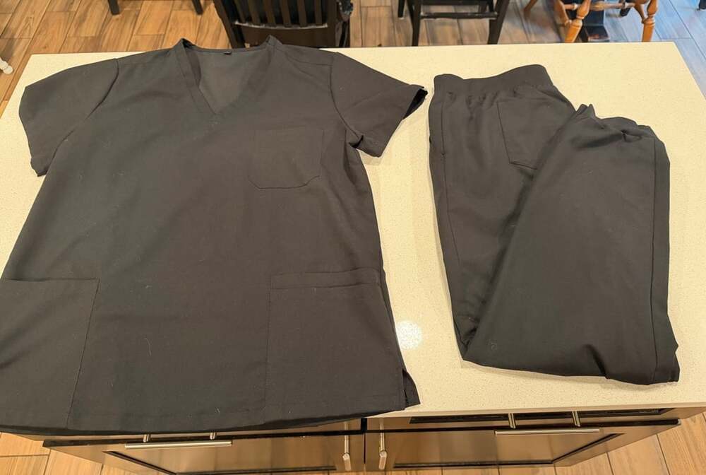 Women’s Black Scrub Set Size L V-Neck Multi Pocket Top & Jogger Scrub Pants